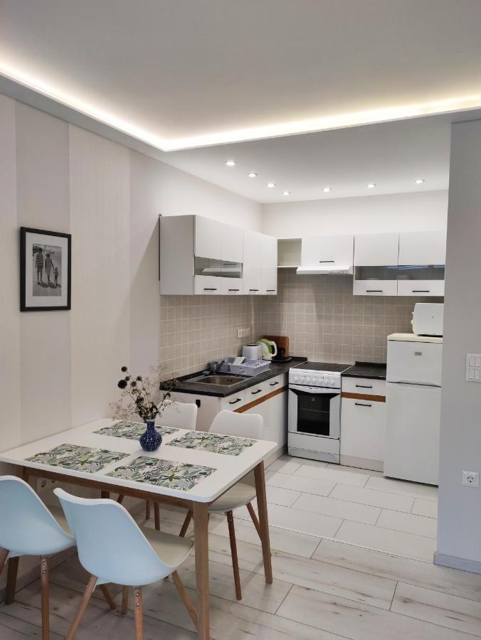 Petit Paul Apartman Keszthely Ngoại thất bức ảnh