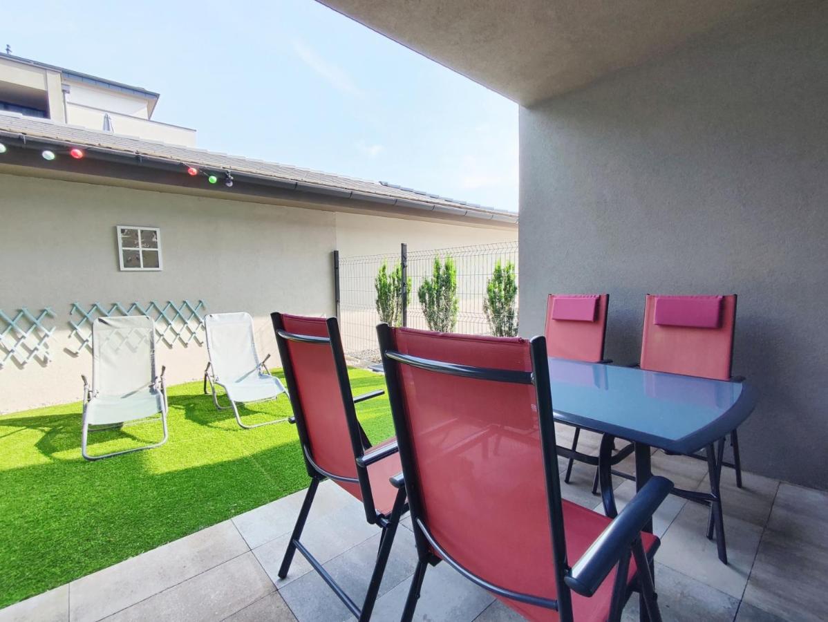 Petit Paul Apartman Keszthely Ngoại thất bức ảnh