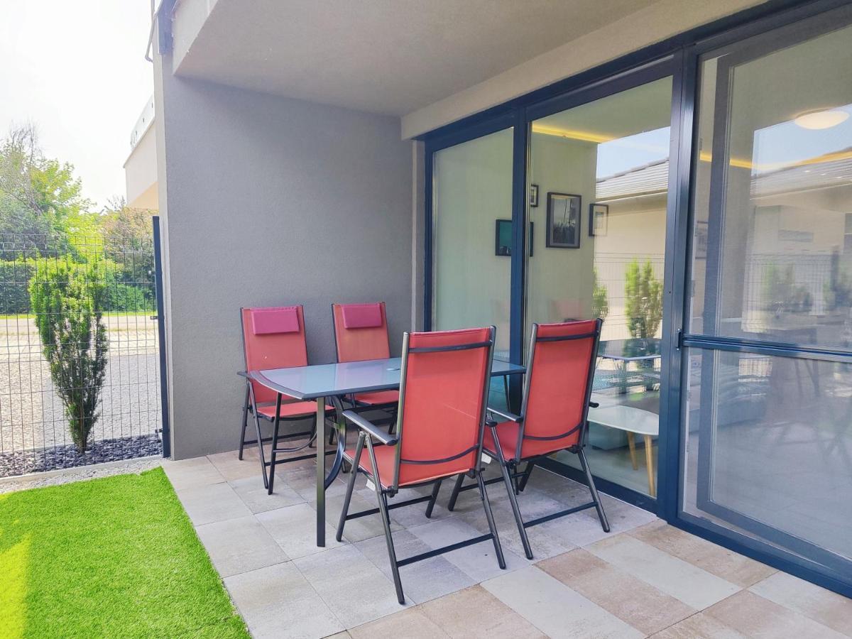 Petit Paul Apartman Keszthely Ngoại thất bức ảnh